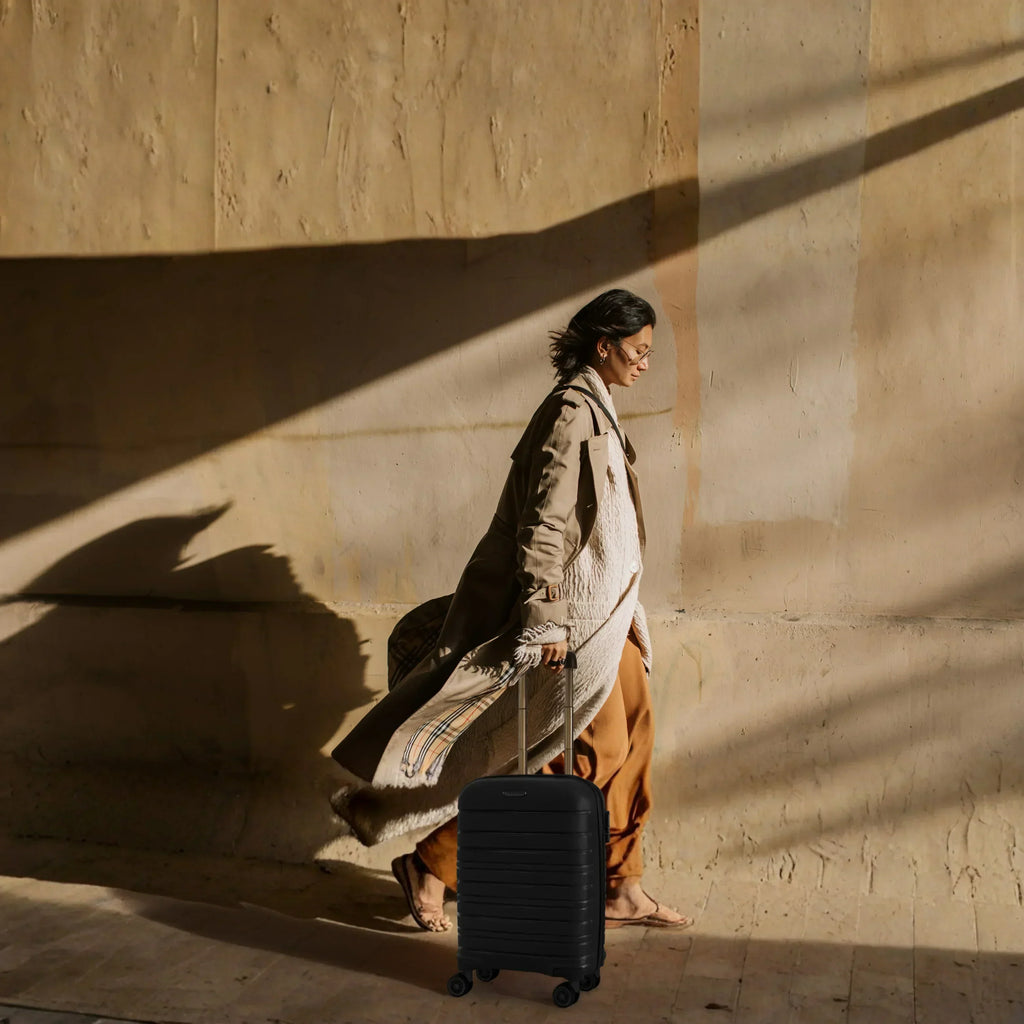 Konjabags bags - Reymond Karbon PP Seyahat Valizi Horizon Serisi Kırılmaz Bavul, Büyük Boy