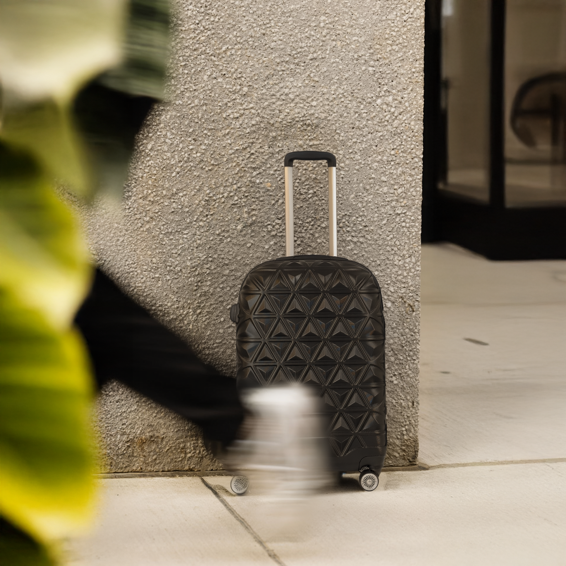 Konjabags bags - Reymond Piramit Desen ABS Seyahat Valizi, Canyon Serisi, Kabin Boy